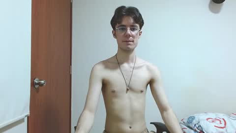 Snapshot of blakeshatter chatting on January 15, 2025, 2:27 am blakeshatter online show from January 15, 2025, 2:27 am