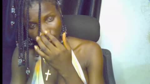 nikky00 online show from May 13, 2026, 7:55 pm