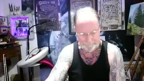 Snapshot of blindsurfer780299 chatting on February 10, 2026, 11:25 am blindsurfer780299 online show from February 10, 2026, 11:25 am