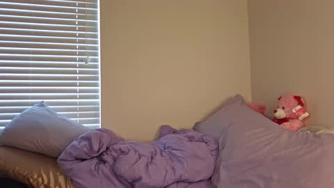 Snapshot of bliss_vixen chatting on September 10, 2025, 1:22 pm bliss_vixen online show from September 10, 2025, 1:22 pm