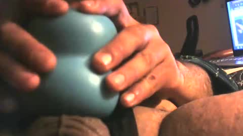 Snapshot of blizzard140097 chatting on January 20, 2025, 12:07 pm Oilyhardcock000 online show from January 20, 2025, 12:07 pm