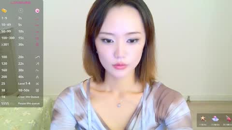 YoYo online show from October 11, 2025, 4:55 am
