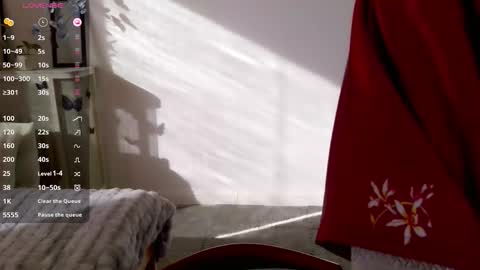 YoYo online show from November 26, 2025, 5:52 am