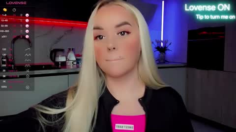 Lana online show from January 13, 2025, 3:23 am