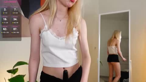 you can call me Melissa online show from October 25, 2025, 1:40 pm