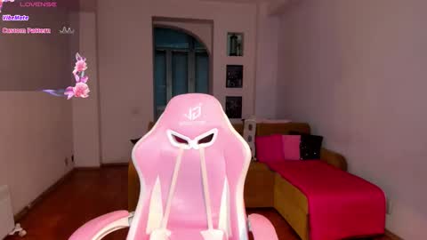 Snapshot of blondesoulmate chatting on October 30, 2025, 4:47 am Elisa online show from October 30, 2025, 4:47 am