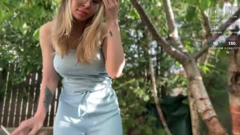OnlyFans livia77   twitter liv20 4u online show from May 19, 2026, 5:58 am