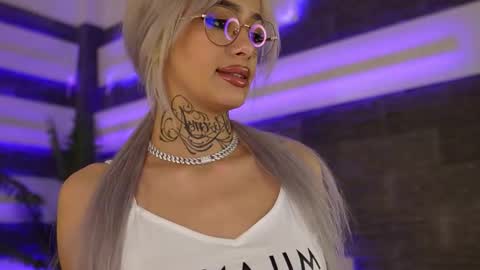 blondie_muller online show from November 24, 2025, 8:52 pm