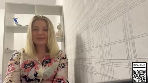 blondie_xoxoxo online show from October 20, 2025, 5:46 pm