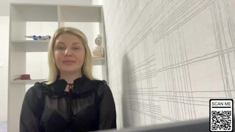 blondie_xoxoxo online show from October 24, 2025, 5:53 pm