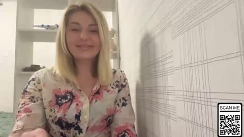 blondie_xoxoxo online show from November 16, 2025, 7:52 pm