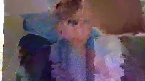 Snapshot of blondieblu89 chatting on January 7, 2025, 7:06 pm First Time College Boy online show from January 7, 2025, 7:06 pm