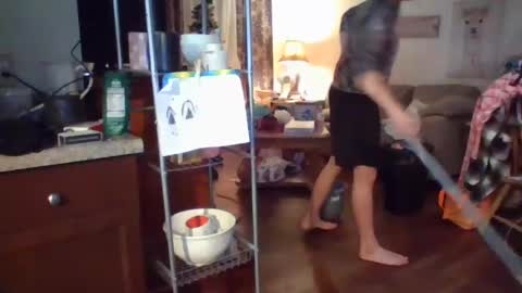 Snapshot of blondieblu89 chatting on January 8, 2025, 10:26 am First Time College Boy online show from January 8, 2025, 10:26 am