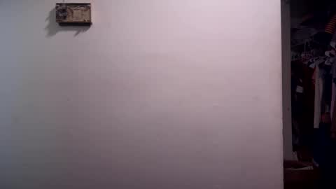 Snapshot of blondieblu89 chatting on January 21, 2025, 4:16 pm First Time College Boy online show from January 21, 2025, 4:16 pm