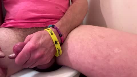 Snapshot of blondieblu89 chatting on February 3, 2025, 8:57 pm First Time College Boy online show from February 3, 2025, 8:57 pm