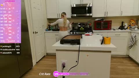 Snapshot of blondiebubblebooty chatting on February 14, 2025, 5:09 am Bubbles online show from February 14, 2025, 5:09 am