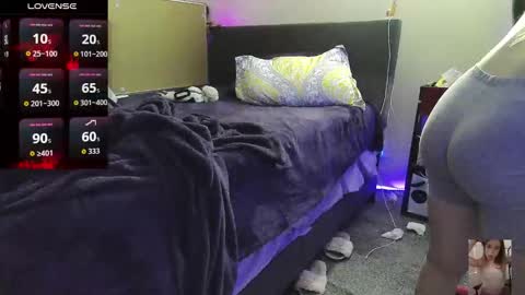 Snapshot of blondiebubblebooty chatting on February 20, 2026, 7:43 am Bubbles online show from February 20, 2026, 7:43 am