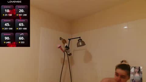 Snapshot of blondiebubblebooty chatting on February 24, 2026, 3:26 am Bubbles online show from February 24, 2026, 3:26 am