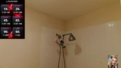 Snapshot of blondiebubblebooty chatting on March 2, 2026, 3:52 am Bubbles online show from March 2, 2026, 3:52 am