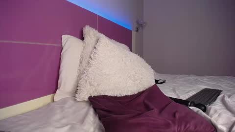 Anna online show from December 8, 2024, 12:41 pm