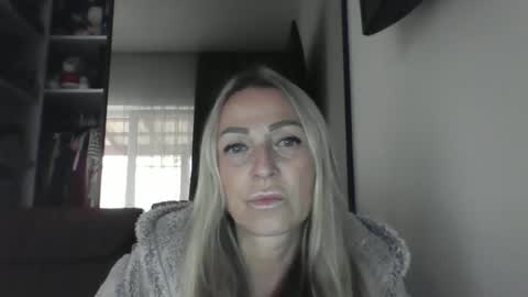 Iren online show from September 24, 2025, 11:13 am