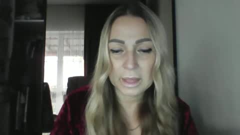 Iren online show from November 13, 2025, 12:59 pm