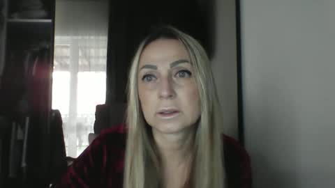 Iren online show from November 14, 2025, 8:57 am