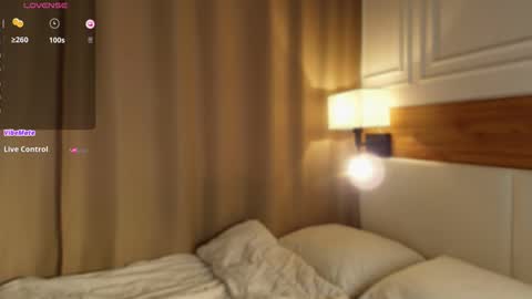 Snapshot of blondoll chatting on April 15, 2026, 1:12 am blondoll online show from April 15, 2026, 1:12 am