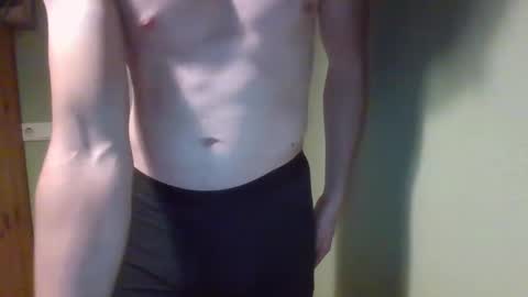 Snapshot of blondsubnl chatting on December 24, 2024, 6:06 pm BlondSubNL online show from December 24, 2024, 6:06 pm