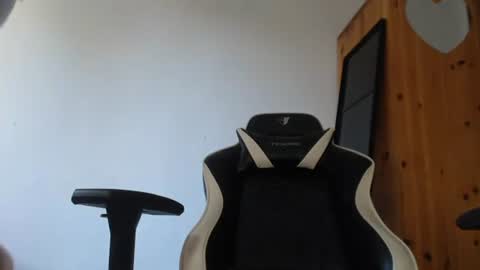 Snapshot of blondyelena chatting on June 26, 2026, 6:07 am blondyelena online show from June 26, 2026, 6:07 am