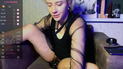 blooming_soul online show from February 8, 2025, 7:27 pm