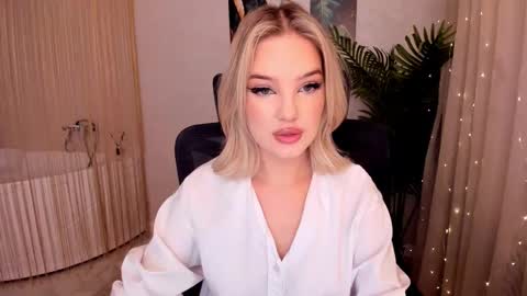 Sophia online show from February 27, 2025, 1:59 am