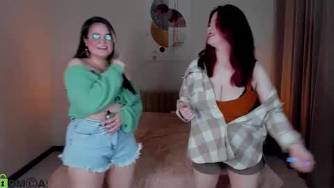 Snapshot of blooomwinx chatting on March 6, 2026, 12:56 pm Bloom Leila online show from March 6, 2026, 12:56 pm