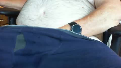 Snapshot of blowfish33890 chatting on January 1, 2025, 2:20 pm blowfish33890 online show from January 1, 2025, 2:20 pm