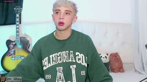 TAY   online show from January 11, 2025, 11:02 am