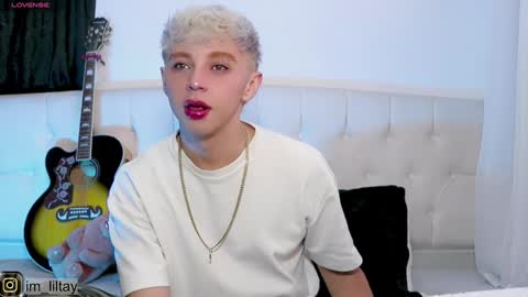 TAY   online show from January 12, 2025, 1:48 pm