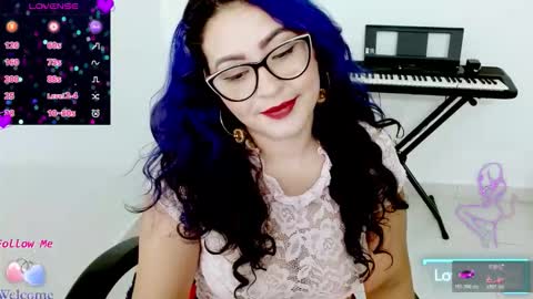 Snapshot of blue_dance chatting on November 21, 2025, 4:44 am susan online show from November 21, 2025, 4:44 am