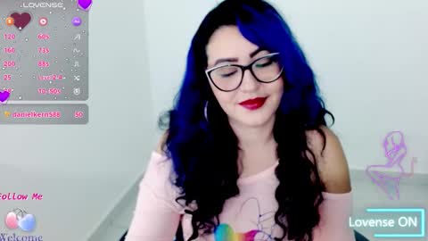 Snapshot of blue_dance chatting on November 29, 2025, 4:15 am susan online show from November 29, 2025, 4:15 am