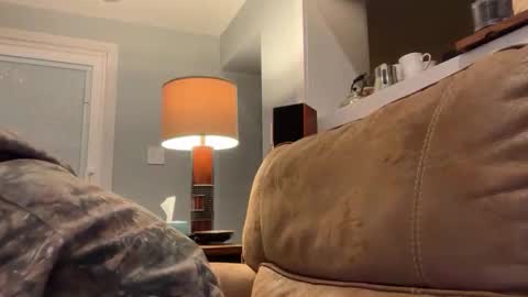 Snapshot of blue_eyed_beau chatting on February 27, 2026, 5:29 am Beau online show from February 27, 2026, 5:29 am