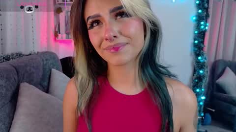 Snapshot of blue_kittenn chatting on December 17, 2025, 4:40 am blue_kittenn online show from December 17, 2025, 4:40 am