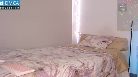 Blue online show from December 3, 2025, 1:31 pm