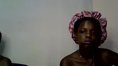 blue_savagee online show from October 30, 2025, 6:52 pm