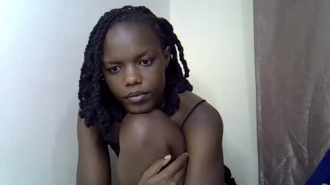 blue_savagee online show from November 25, 2025, 7:14 pm