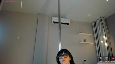 Snapshot of blue_sixx chatting on October 12, 2025, 9:14 pm blue_sixx online show from October 12, 2025, 9:14 pm