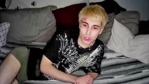 SONNYVAN online show from March 10, 2026, 3:50 pm