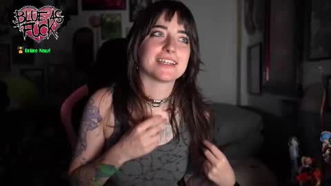 Blue online show from November 14, 2025, 1:15 am