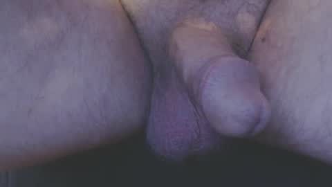 bluebee420 online show from February 13, 2025, 8:59 am