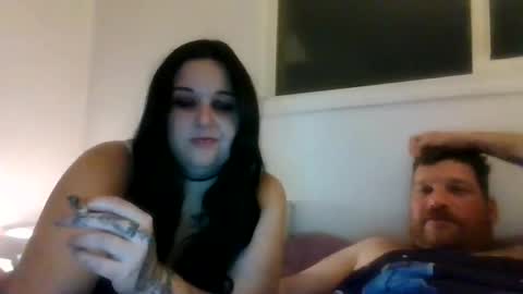 Snapshot of bluedemoneyes1986 chatting on November 29, 2025, 5:32 am bluedemoneyes1986 online show from November 29, 2025, 5:32 am