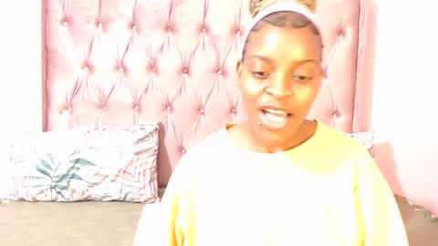 Tee online show from March 8, 2025, 10:43 am