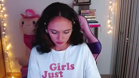 Im Abril .. Nice to meet you  thumb up me please its important  INDEPENDENT MODEL online show from February 6, 2026, 12:15 am